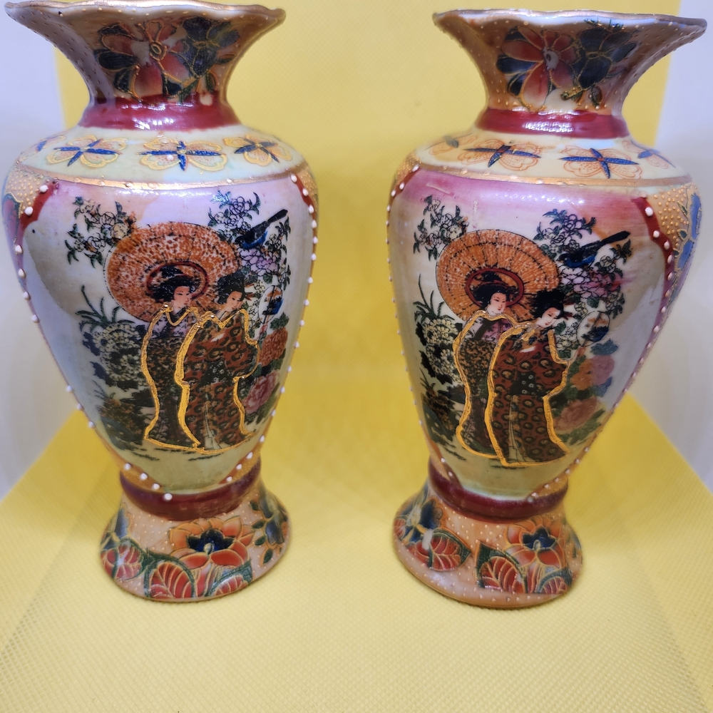 Oriental Ceramic Vases with Intricate Design